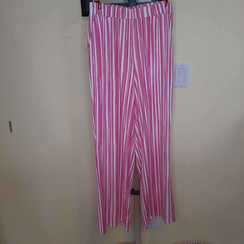Comfy PullOn Elizabeth Clarke Pink Stripe Pants Brand New